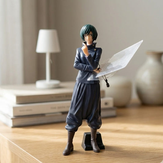 Maki Zenin figure (15cm) in a dynamic stance gripping her cursed tool, "Playful Cloud."